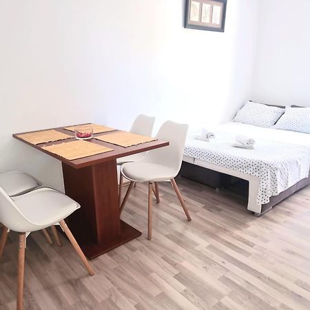 Apartments Rotim, Mljet, Sutmiholjska Babino Polje المظهر الخارجي الصورة